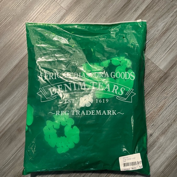 Denim Tears Black Hoodie - Picture 4 of 4